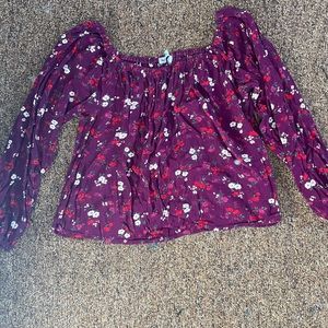 Top: size: m.           Jean jacket: size: m